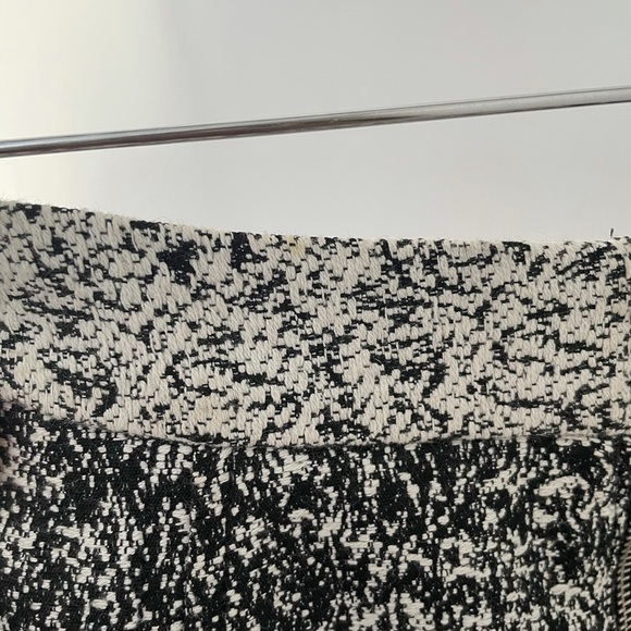 Banana Republic mini skirt black and white petite length size 2P - Picture 8 of 8